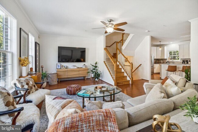 Photo - 607 Snow Goose Ln