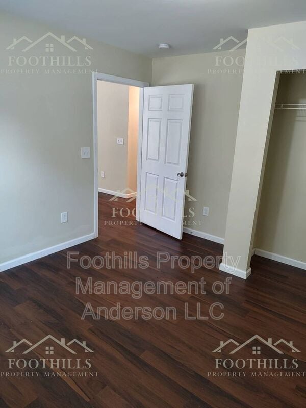 Photo - 110 Townsley Ct
