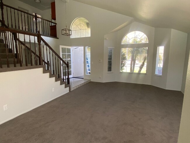 4 Bedroom pool home in Hemet Rental - House Rental in Hemet, CA ...
