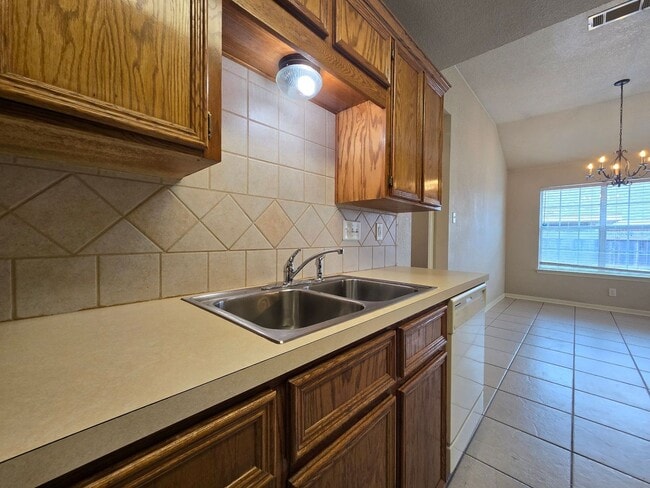 Photo - COMING SOON! Unidad 5010 Heather Lane - B