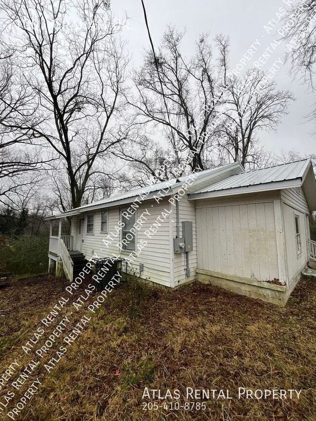 Photo - 1001 Graham Dr