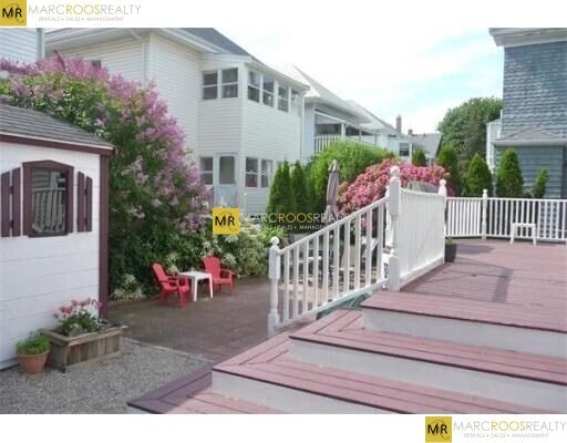 Photo - 25 Saint Clements Rd