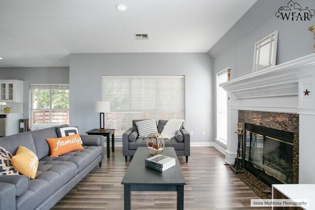 Photo - 2812 S Shepherds Glen