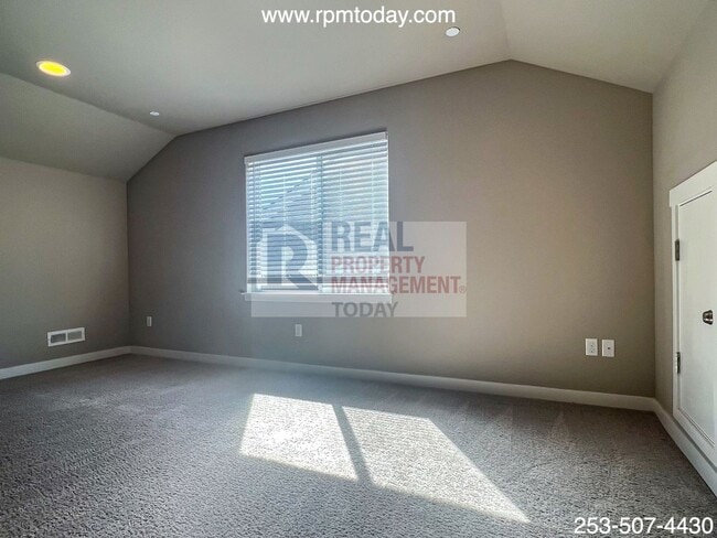 Building Photo - Vincent - 1539-1541 (Rainier Group) Unit 1541