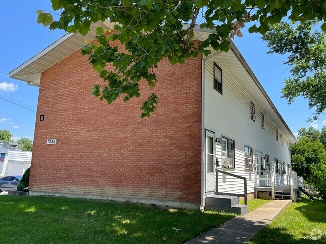 Building Photo - 1329 N Linden St Unit #6 Rental