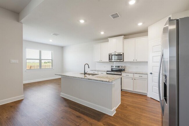 Photo - 513 W Luna Blue Ln