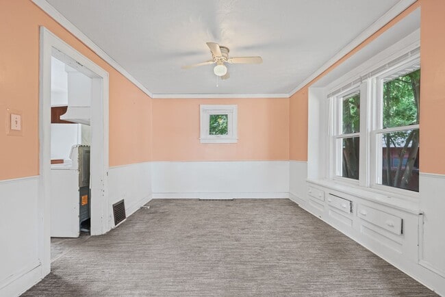 Photo - Bright living ? cozy dining flow for every...