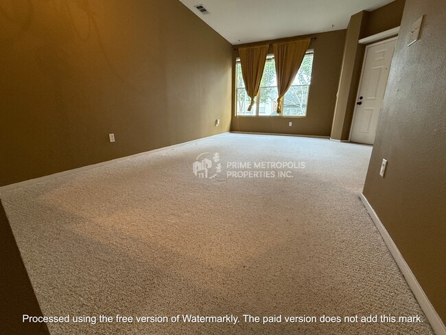 Photo - 643 Atherton Pl