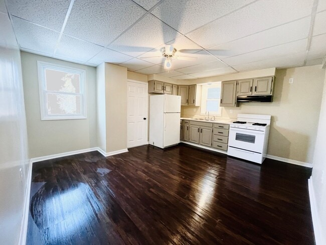 207 E 15th Ave