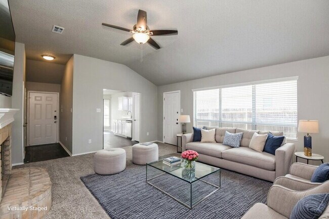 Photo - 1121 Sandalwood Dr