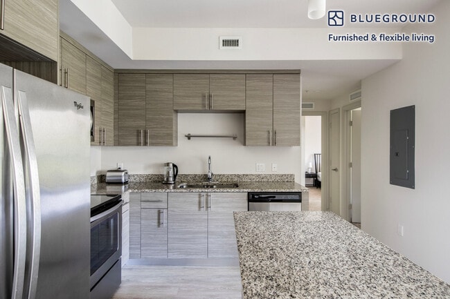 Photo - 817 SE 2nd Ave Unidad FL3-ID104