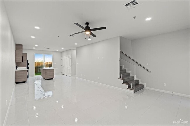 3500 Vanessa Ln