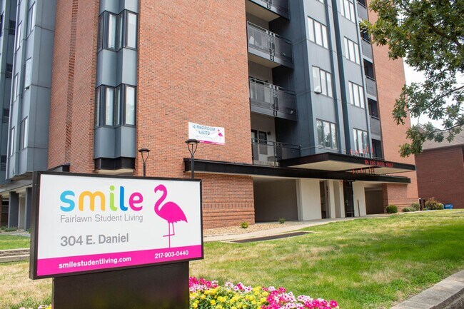 Photo - 304 E Daniel