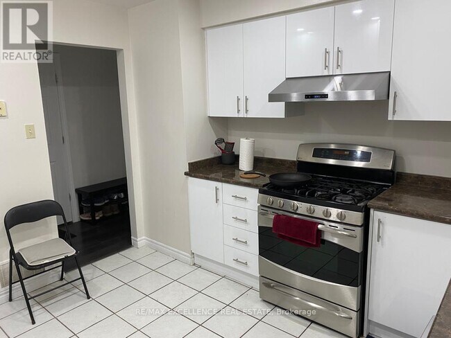 Photo - 31 Bernick Dr