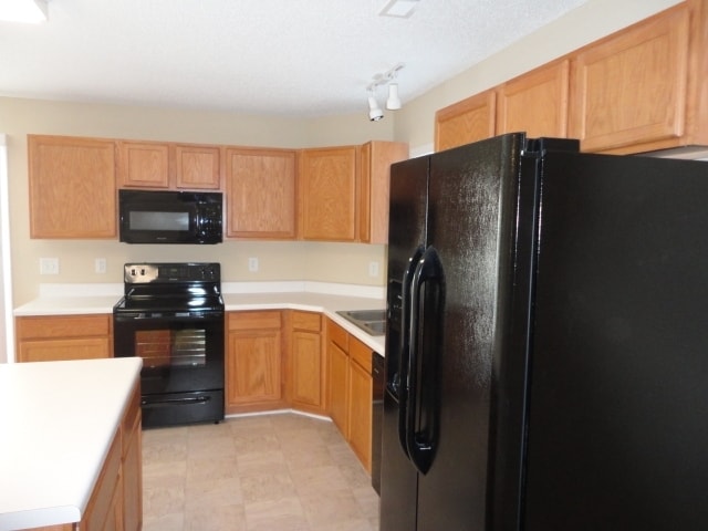 Photo - 1828 Chatfield Dr