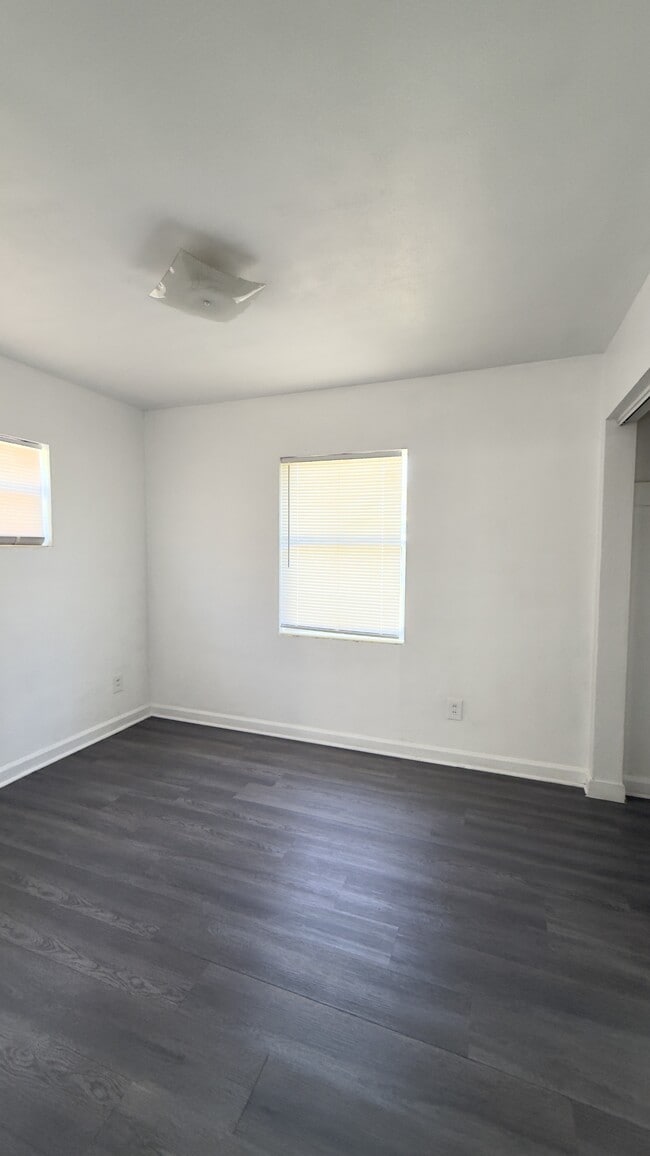 Photo - 231 N Collen Rd