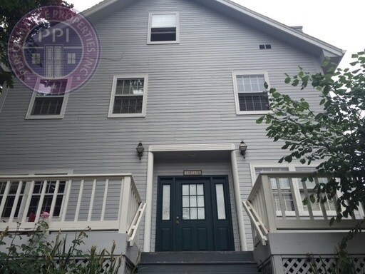 Building Photo - far455 Unit 3