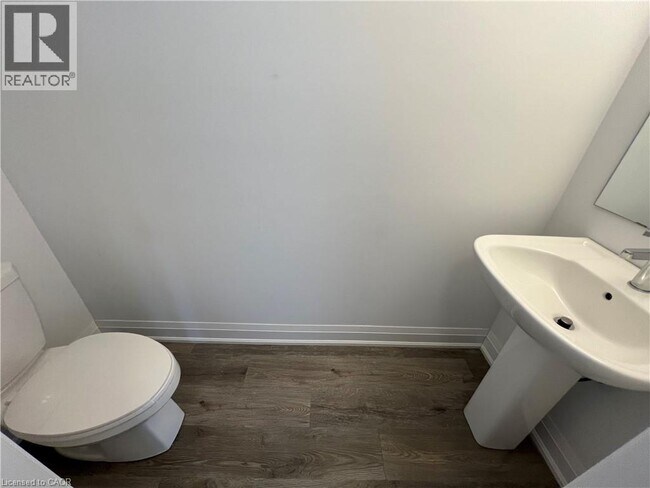 Photo - 20 Steele Cres