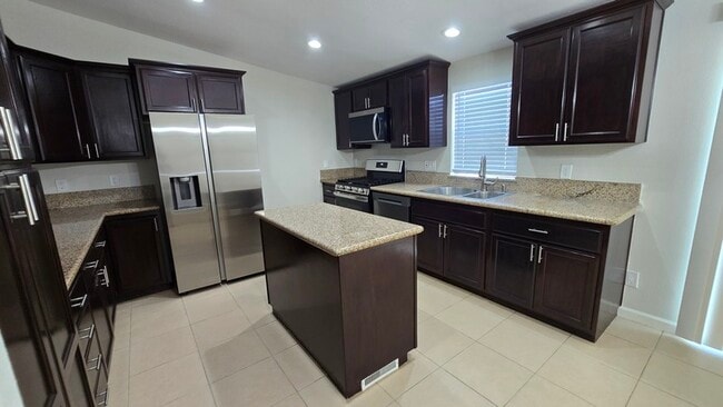 Photo - 17805 Brazier Dr Unidad 2