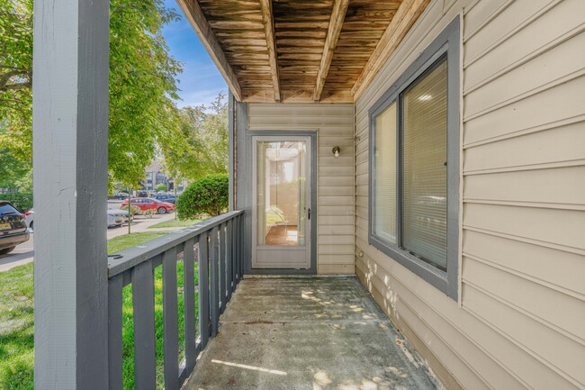 Photo - 5317 Aberdeen Dr