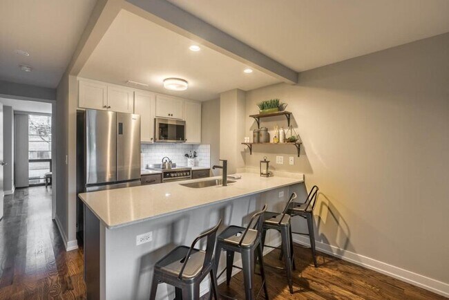 Photo - 1 bedroom in Chicago IL 60660 Unit 602