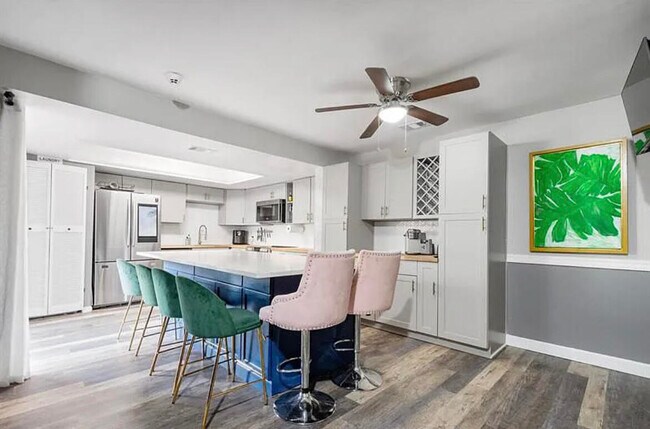 Photo - 1520 Shaker Cir