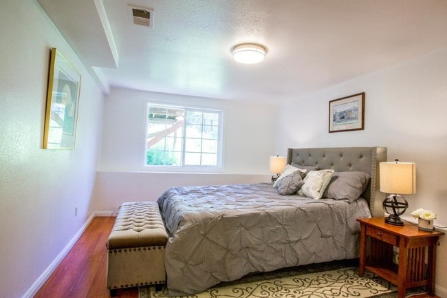 Photo - 517 Hanover St Unidad InLaw