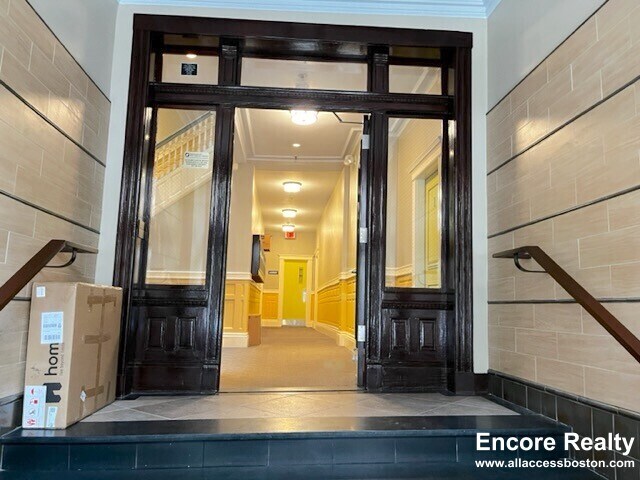 Photo - 112 Jersey St