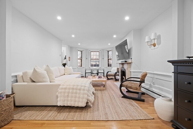 Photo - 161 Warren Ave Unit A