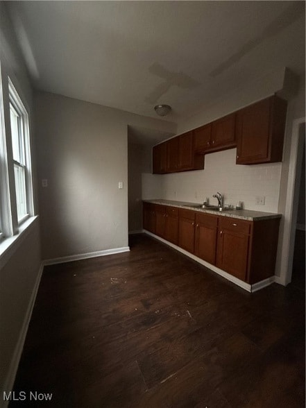 Photo - 19600 Pasnow Ave