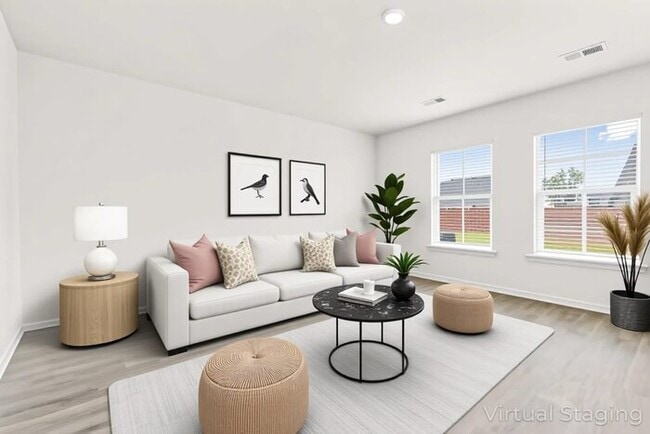 Photo - 936 Hayston Wy