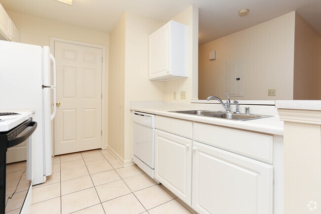 2BR, 2BA - 1,200 SF - Kitchen