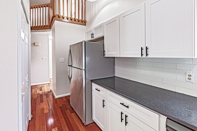 Photo - 35 Foxtail Ct