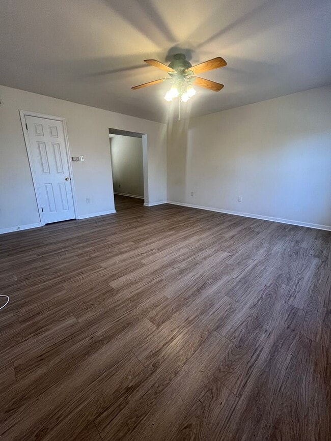 Photo - Patriot's Ridge 2 Bd / 1.5 Bth Townhome