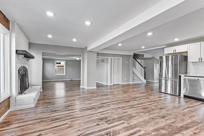 Building Photo - Charming Home in Princeton