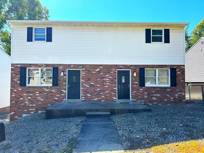 Building Photo - 120 Karen Way Unit B Rental