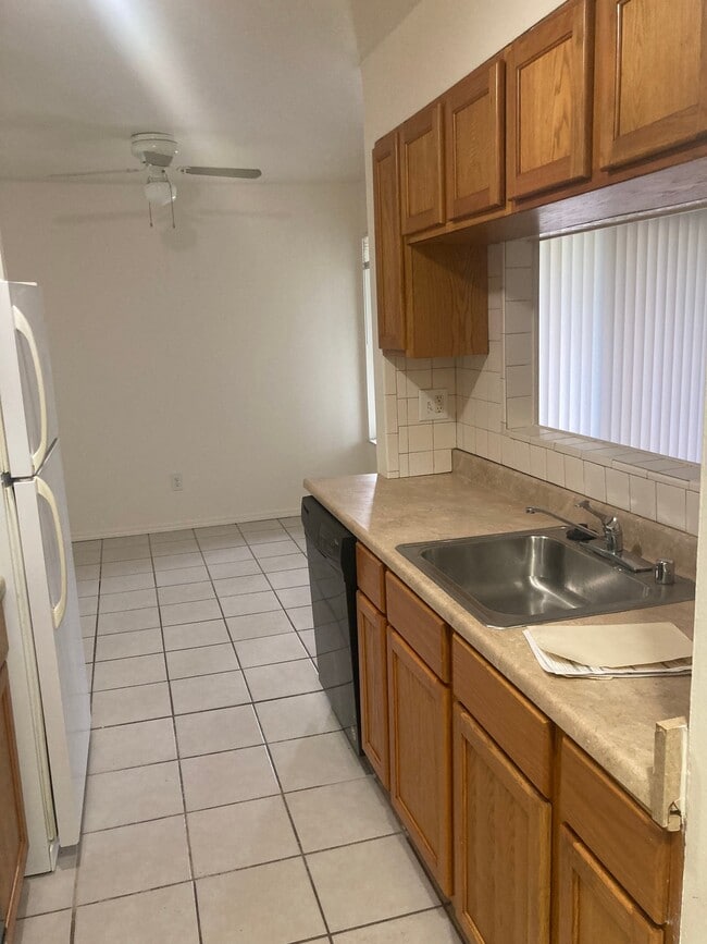 Photo - 21640 Hillside Dr Unit 2C