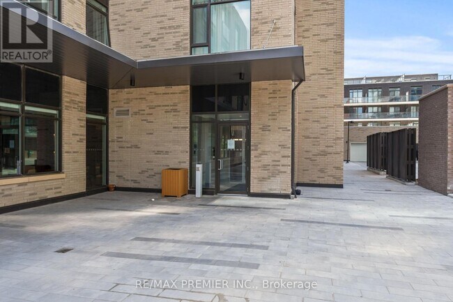 Photo - 55 Duke St W Unit 310