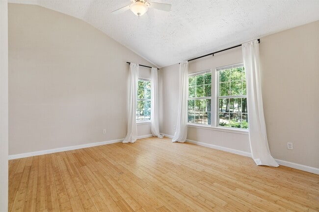 Photo - 3219 Chippers Crossing