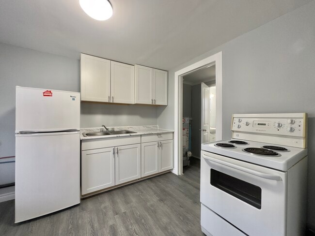 Photo - Charming Cottage-Like Belle River Home