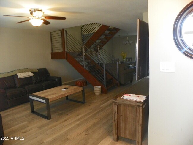 Photo - 4926 N 74th St