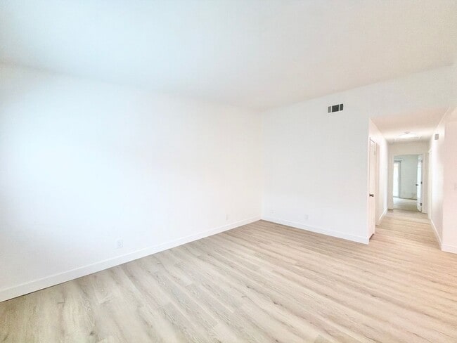33612 Wishing Well Trail