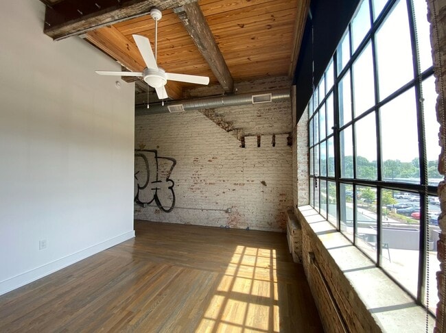 Photo - Abrams Lofts