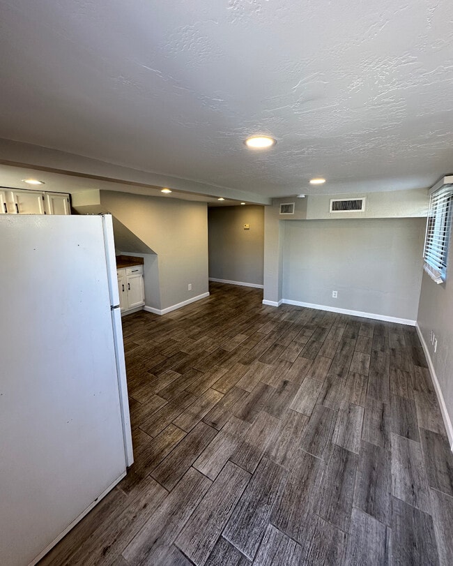 Photo - 841 E Sheridan St