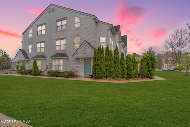 Building Photo - 63 Dover Ct