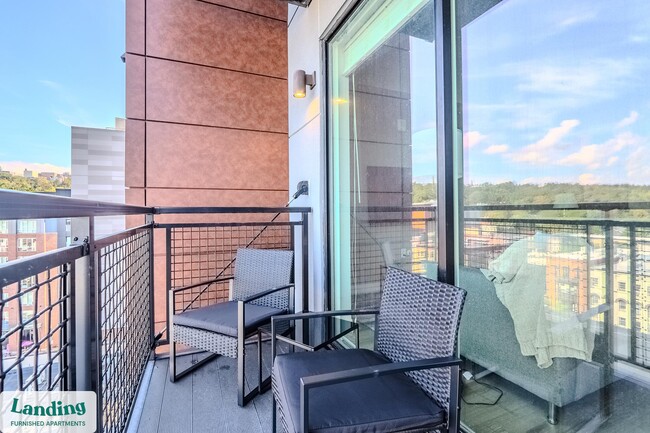 Photo - 210 E Green St Unit 805