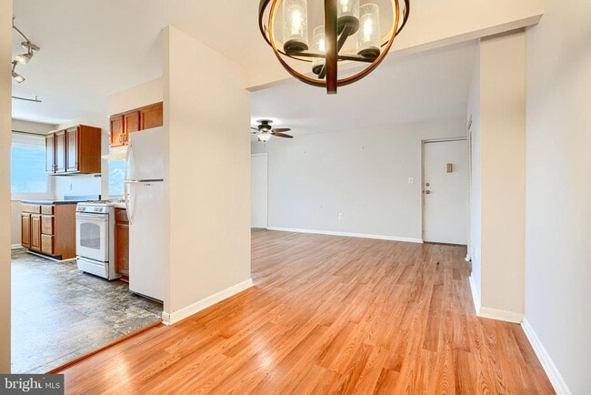 Photo - 130 Royal Oak Dr Apartamento Unidad 130-L