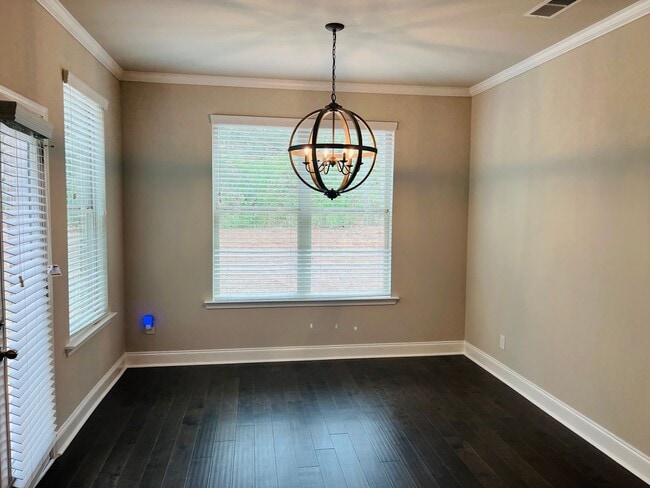 Photo - Wow! 4 bedroom 2.5 bathroom in Suwanee! Must See!!