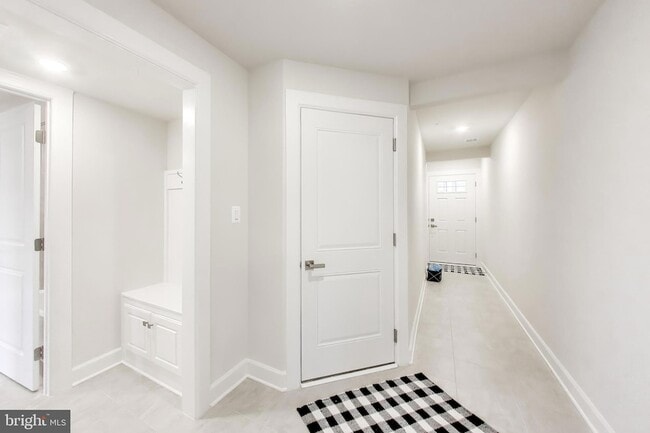 Photo - 1774 Ml Br Dr