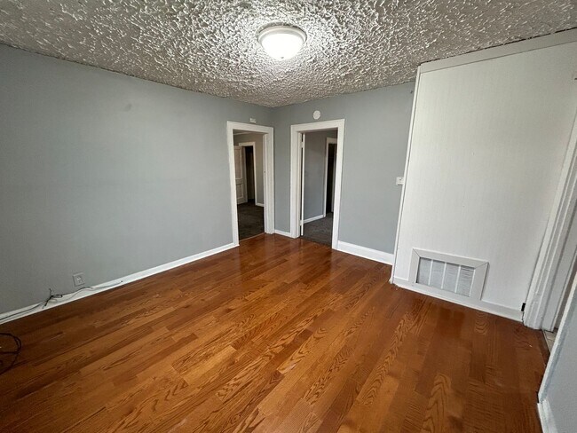 Photo - 5801 23rd Ave Unidad 2